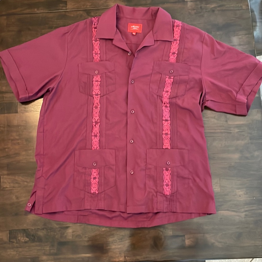 Magenta Maximos Vintage Short Sleeve Button Down